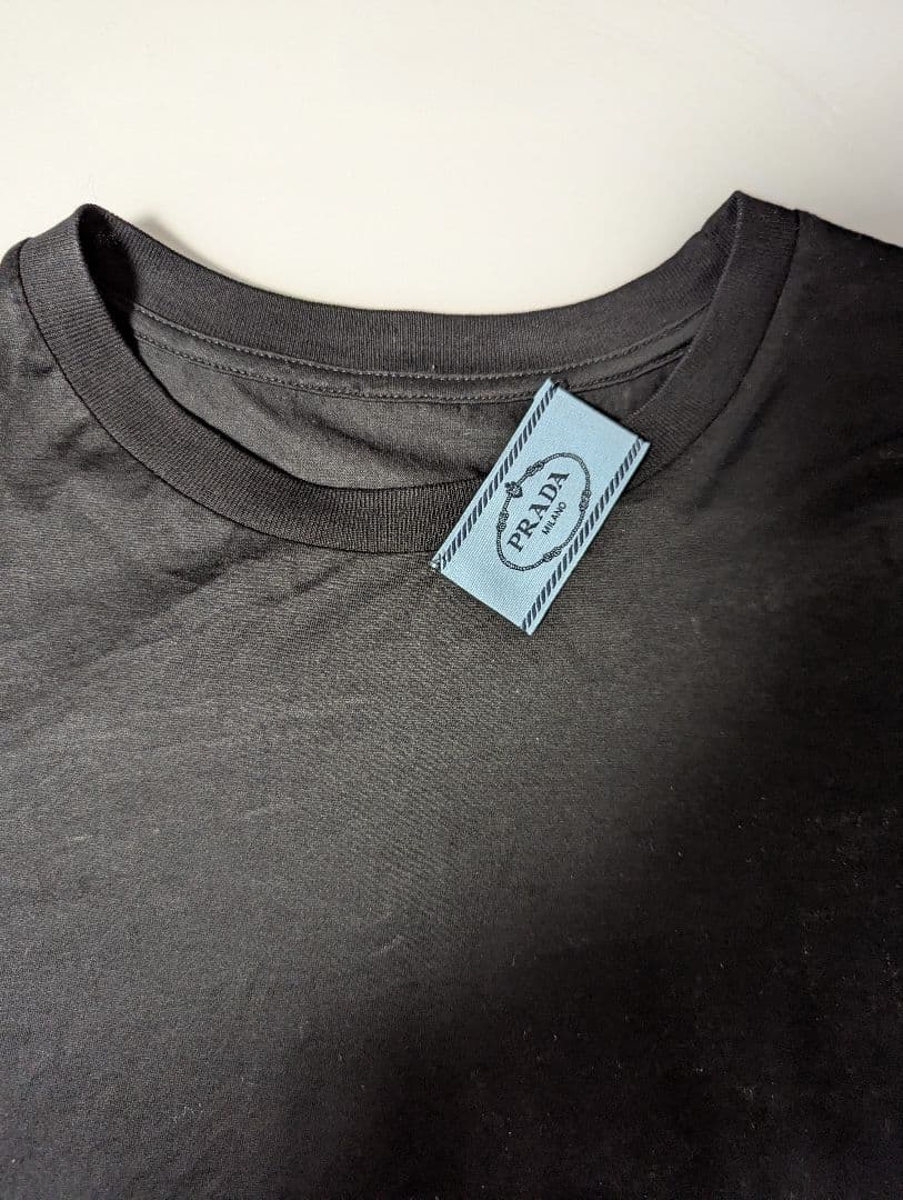 PRADA ブラック Tシャツ 専用です。