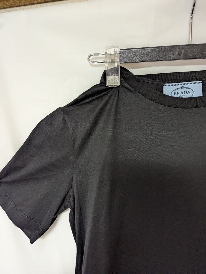PRADA ブラック Tシャツ 専用です。