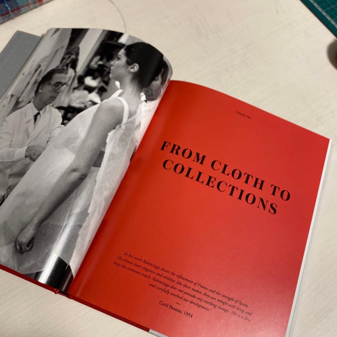 アート・デザイン・音楽 BALENCIAGA SHAPING FASHION