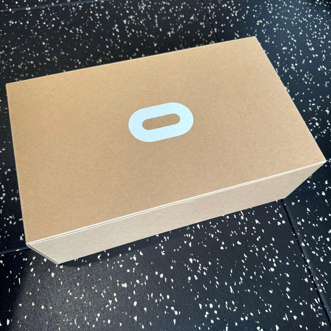 その他  Quest 2 128GB VR + Elite Strap Case