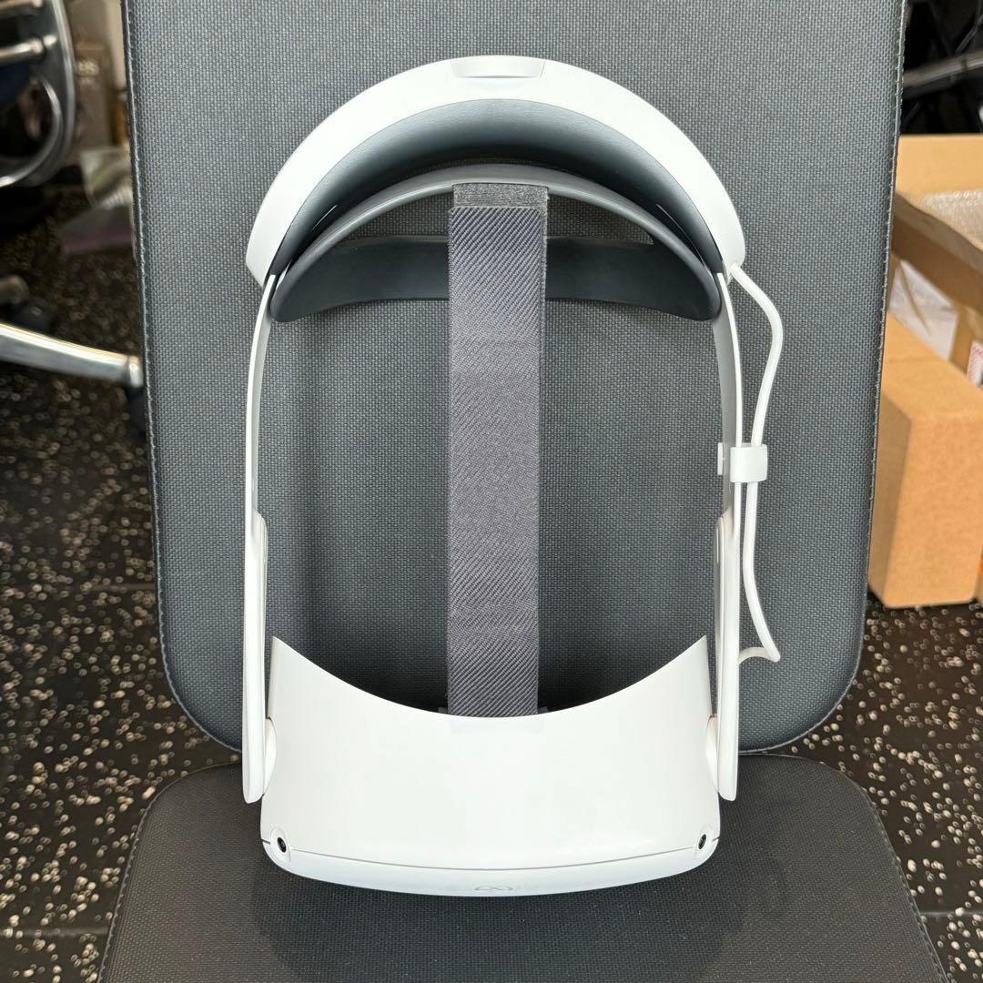 その他  Quest 2 128GB VR + Elite Strap Case
