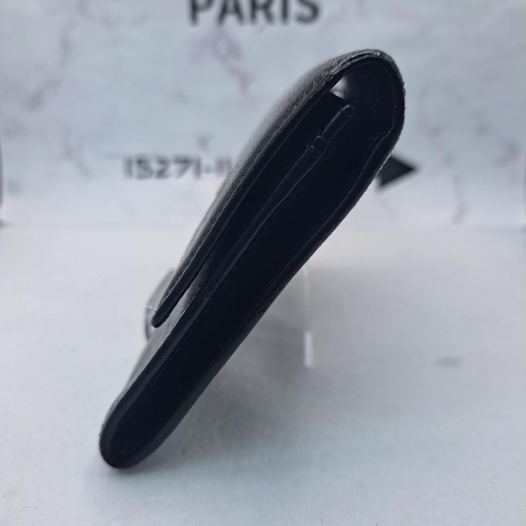 訳あり・美品　CHANEL　ココボタン　コンパクト折り財布　ブラック　財布