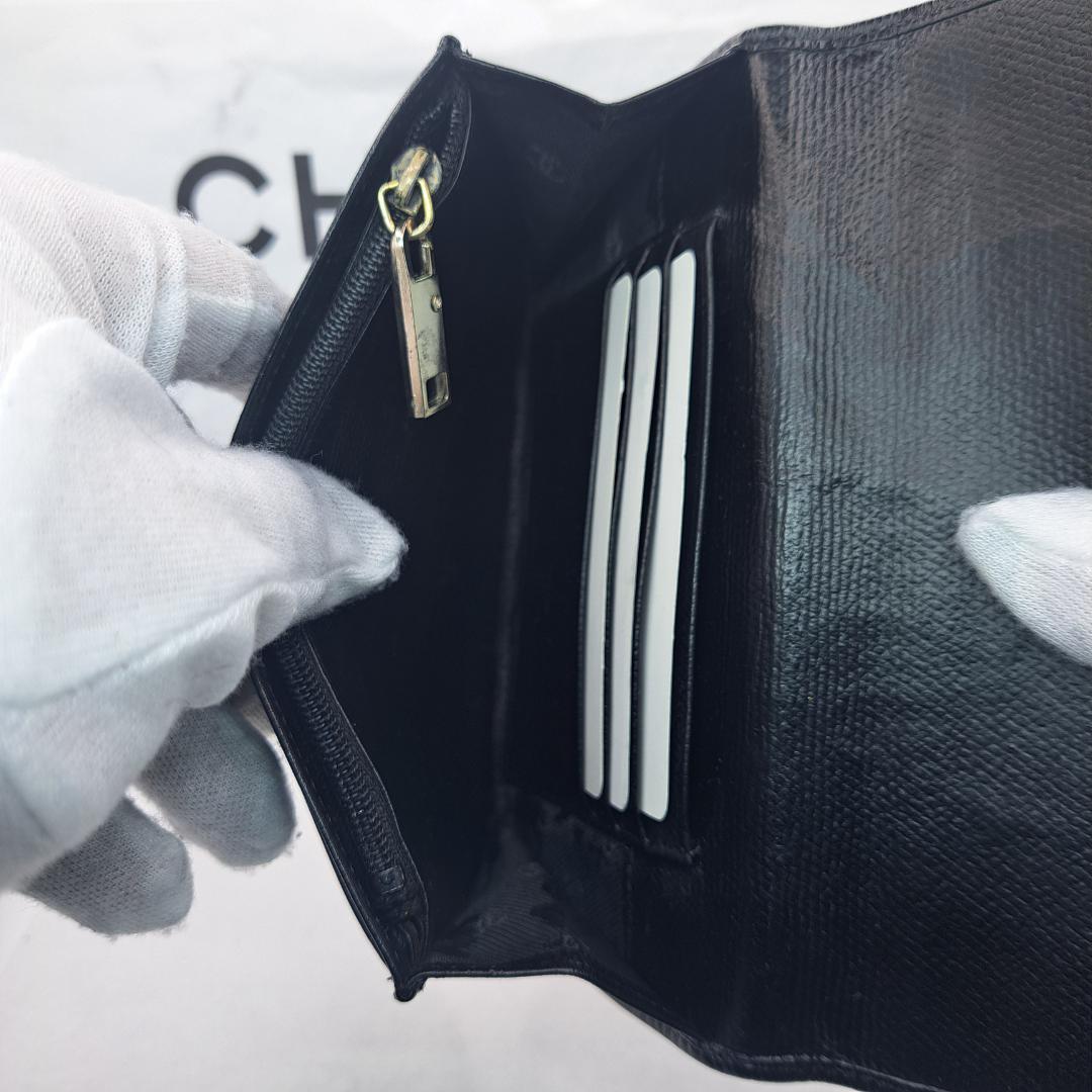 訳あり・美品　CHANEL　ココボタン　コンパクト折り財布　ブラック　財布