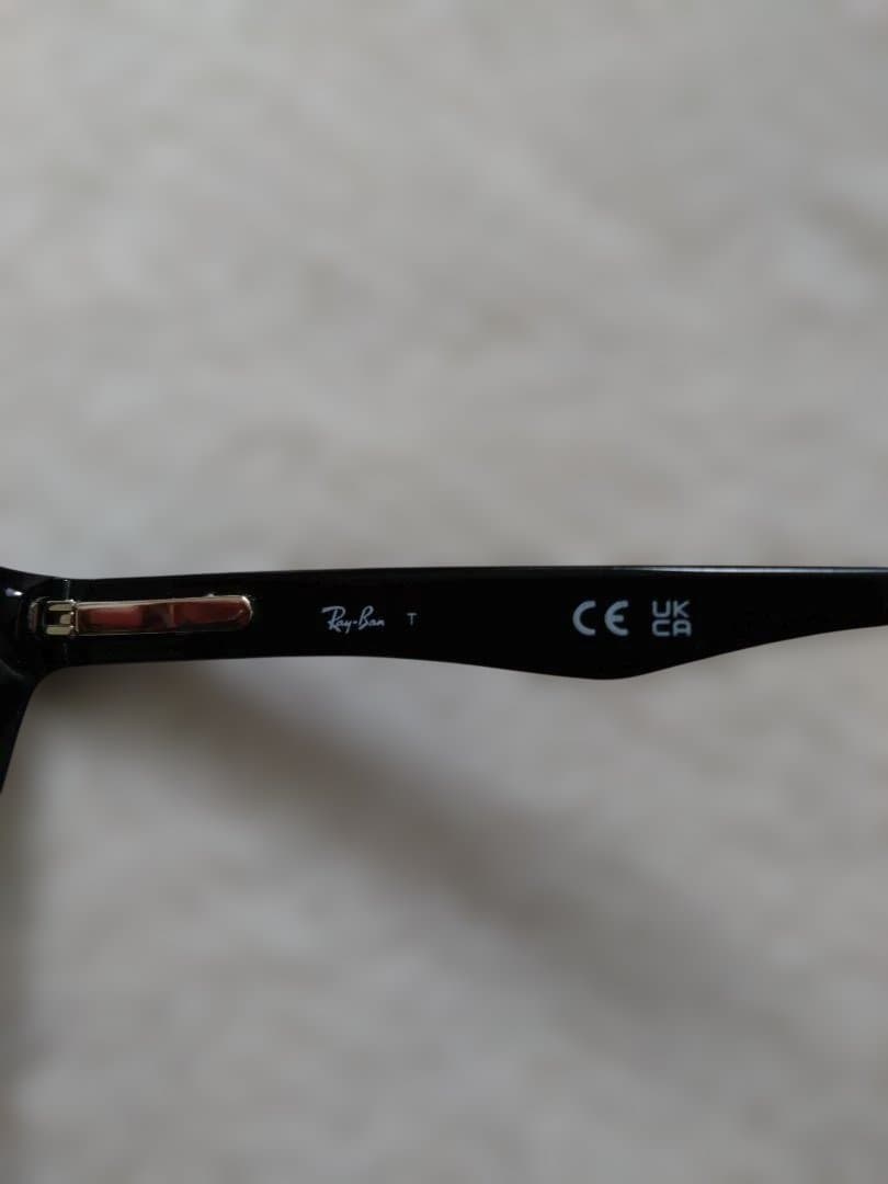 Ray-Ban RB 5017A ブラックサングラス