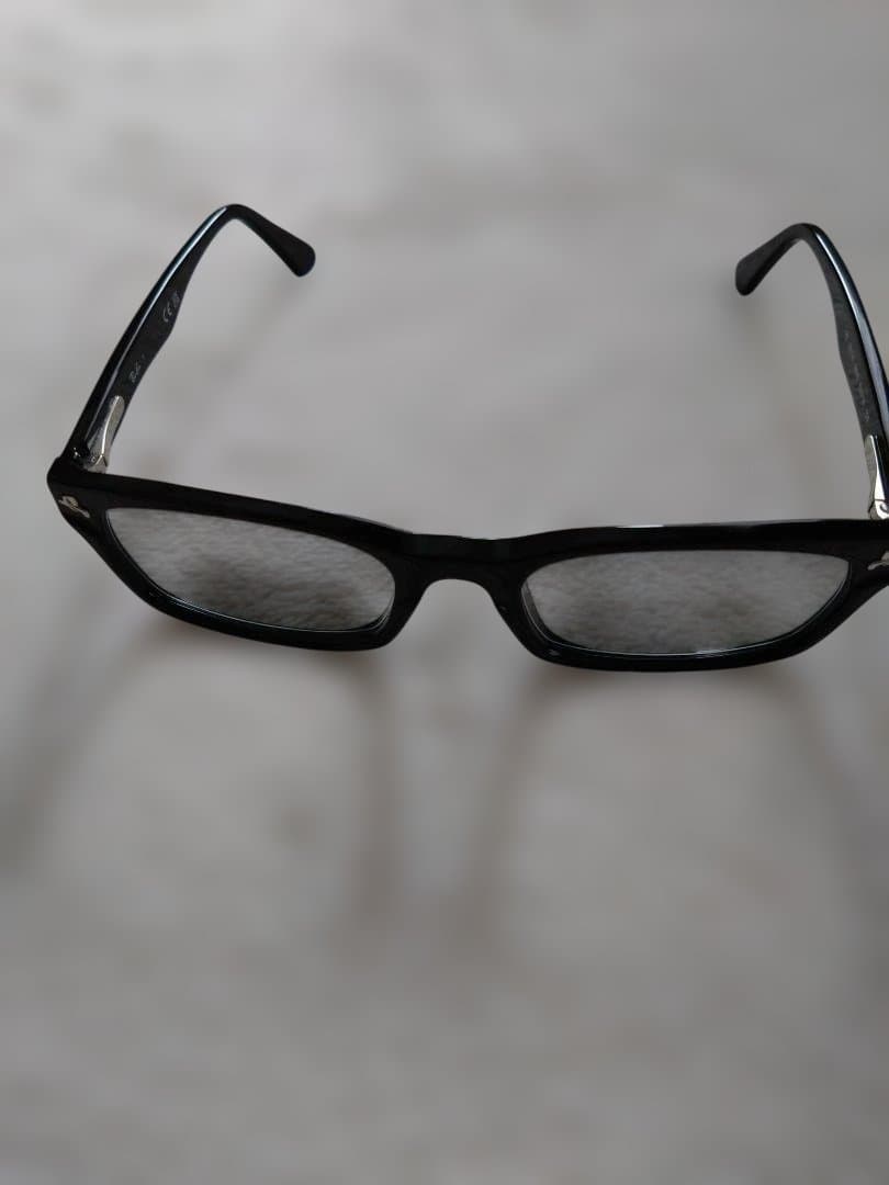 Ray-Ban RB 5017A ブラックサングラス
