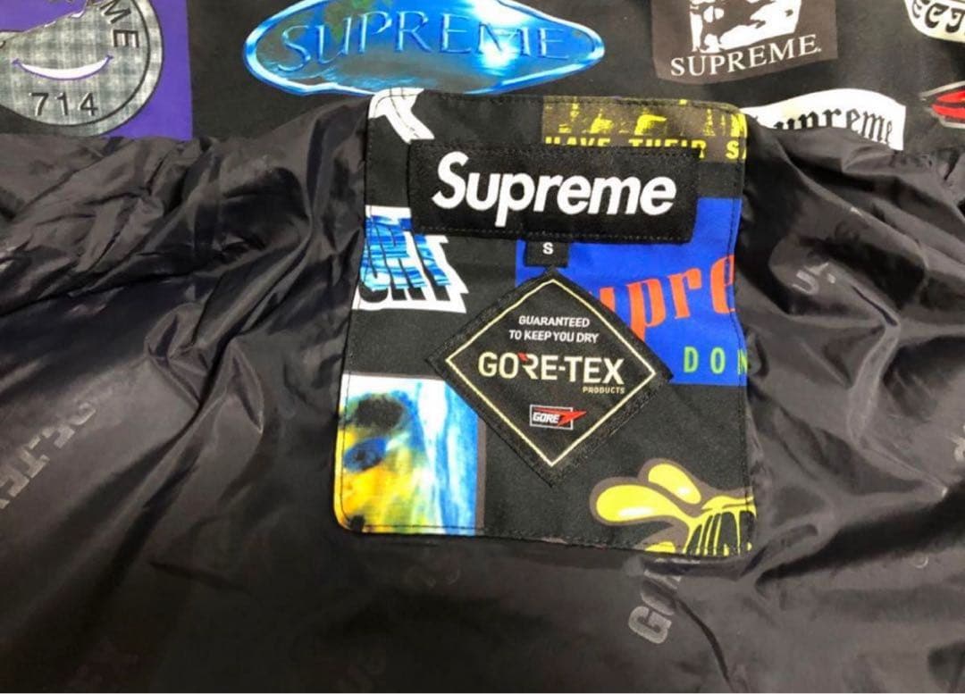 伊*ニ様 supreme ステッカーロゴ　ナイロンジャケット、パンツセット
