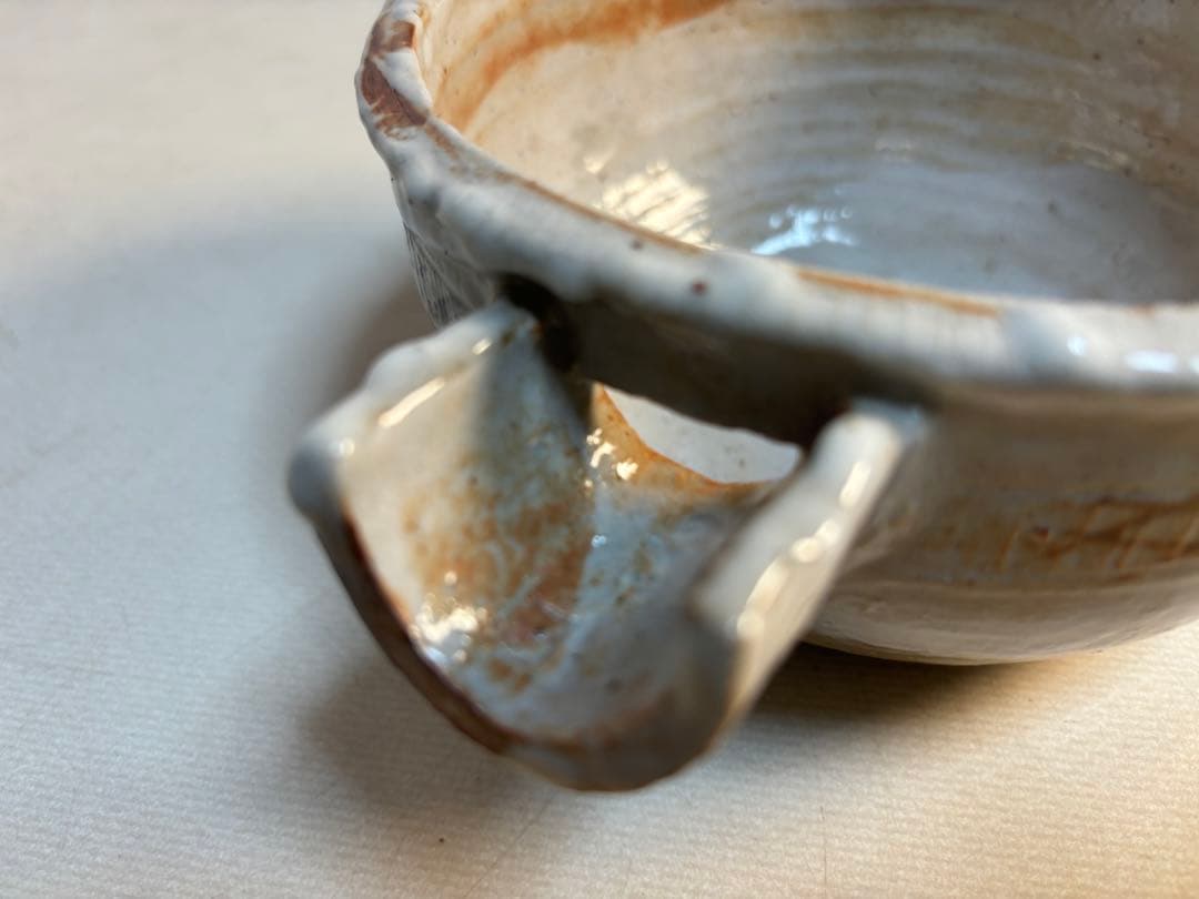 陶器製　片口鉢