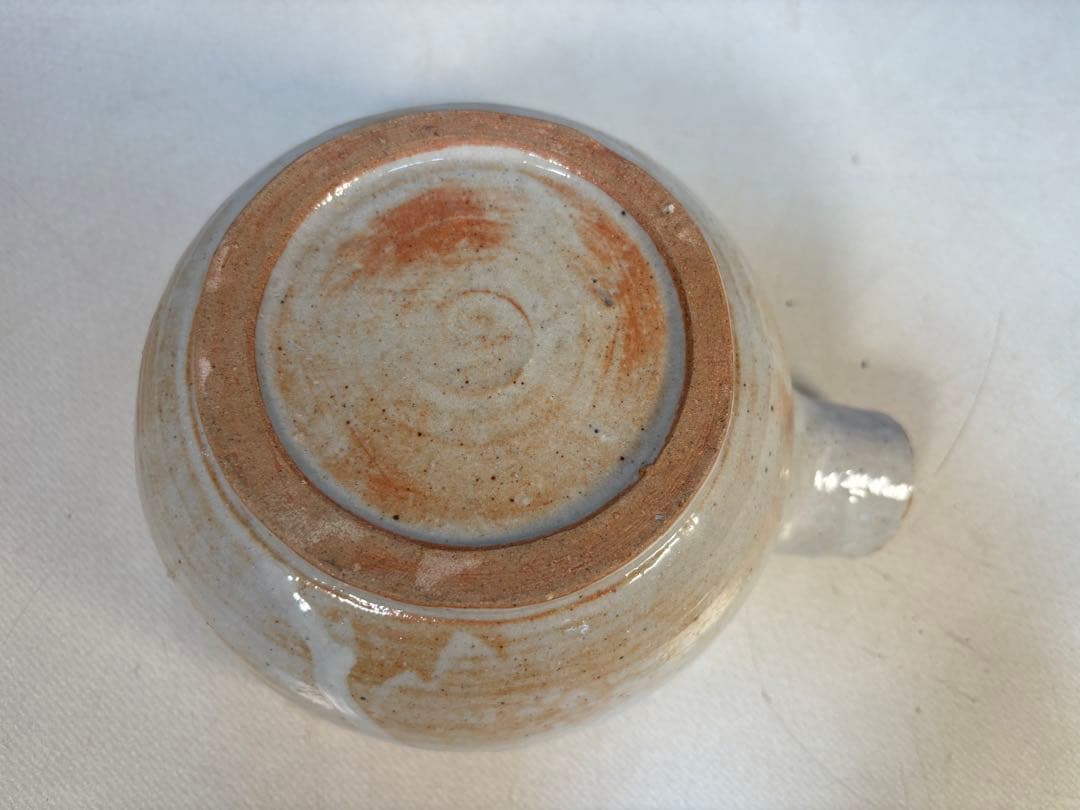 陶器製　片口鉢
