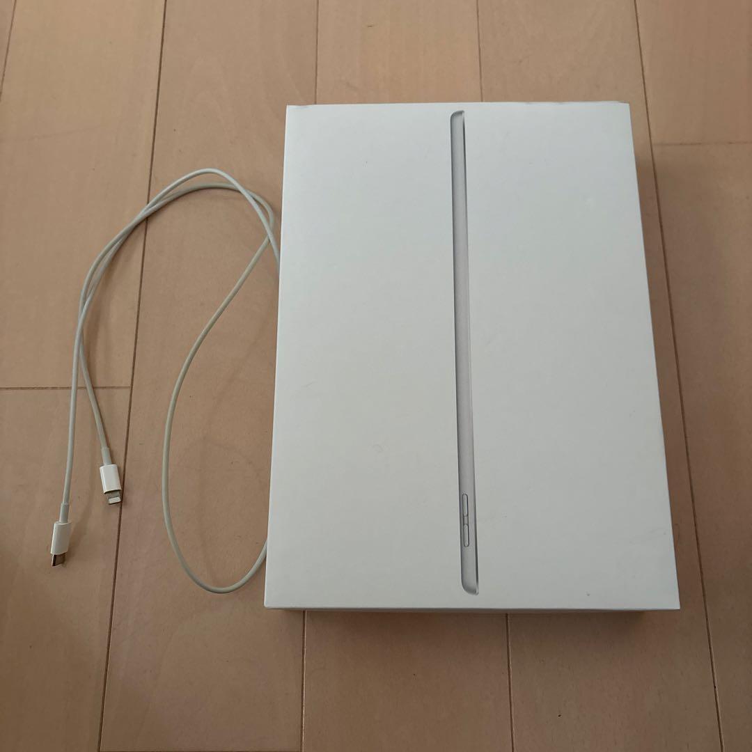 iPad 第9世代 64GB Wi-Fiモデル シルバー 動作確認済み