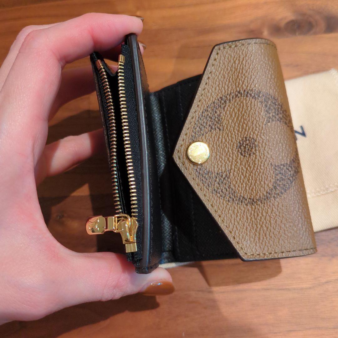 Louis Vuitton ルイヴィトン ポルトフォイユゾエ（イニシャル有）