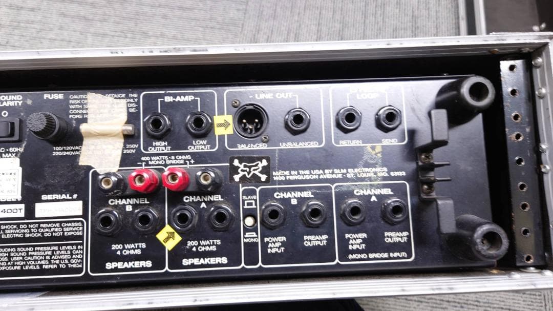 AMPEG SVT-400TH ベースアンプヘッド　3Uラックケース付き