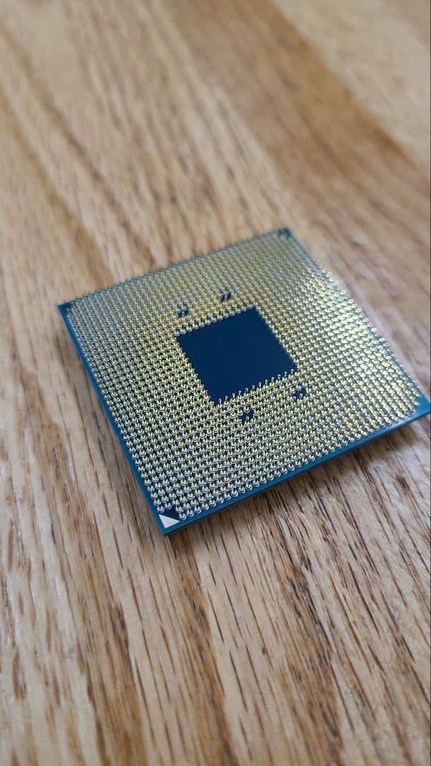 【値下げ中23時終了】AMD Ryzen 7 2700 本体・箱純正クーラー付属