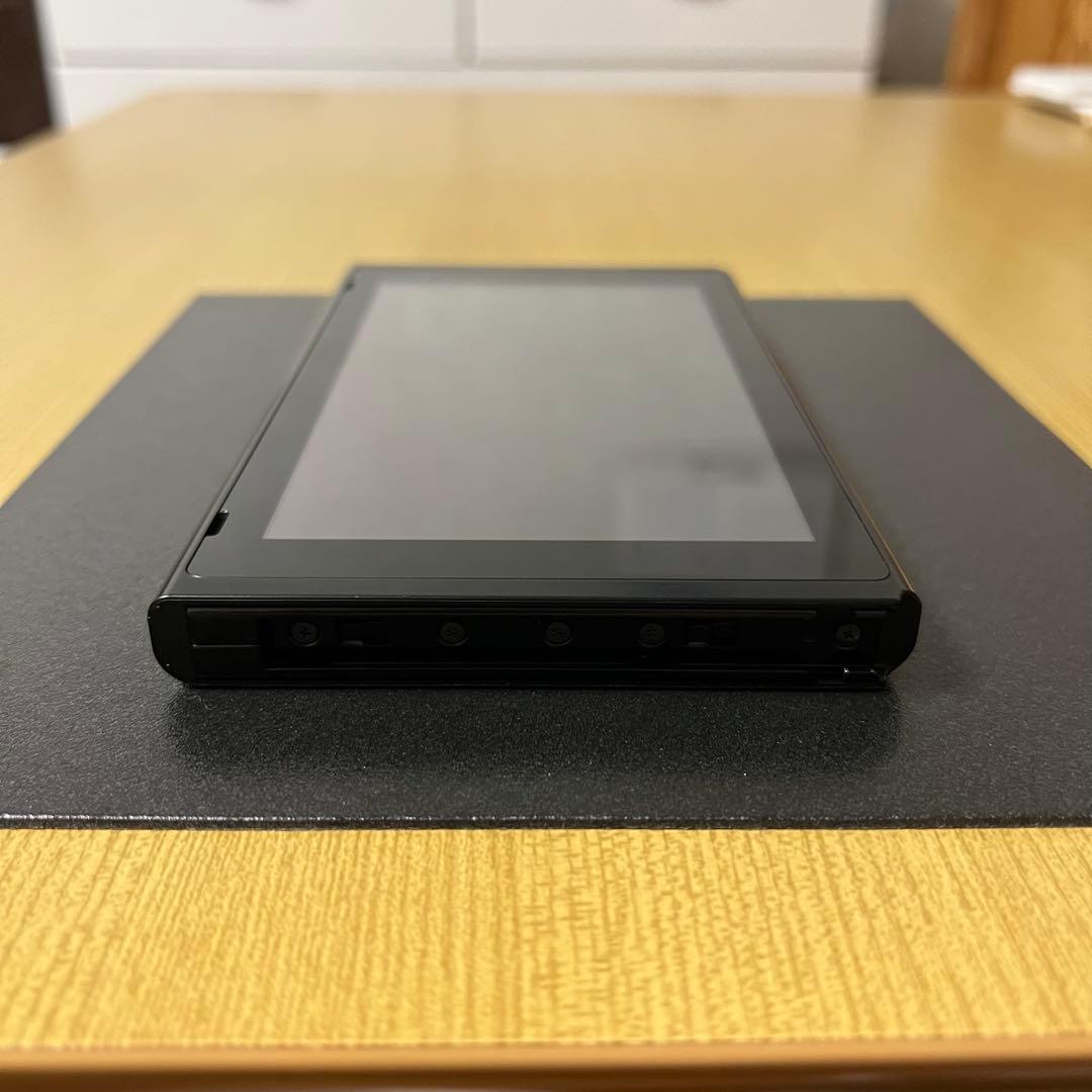 【美品】Nintendo Switch バッテリー強化版（2019年）