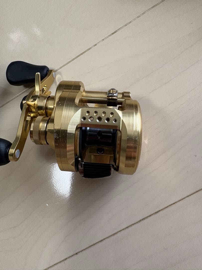 SHIMANO 22 カルカッタコンクエスト201XG 左巻き