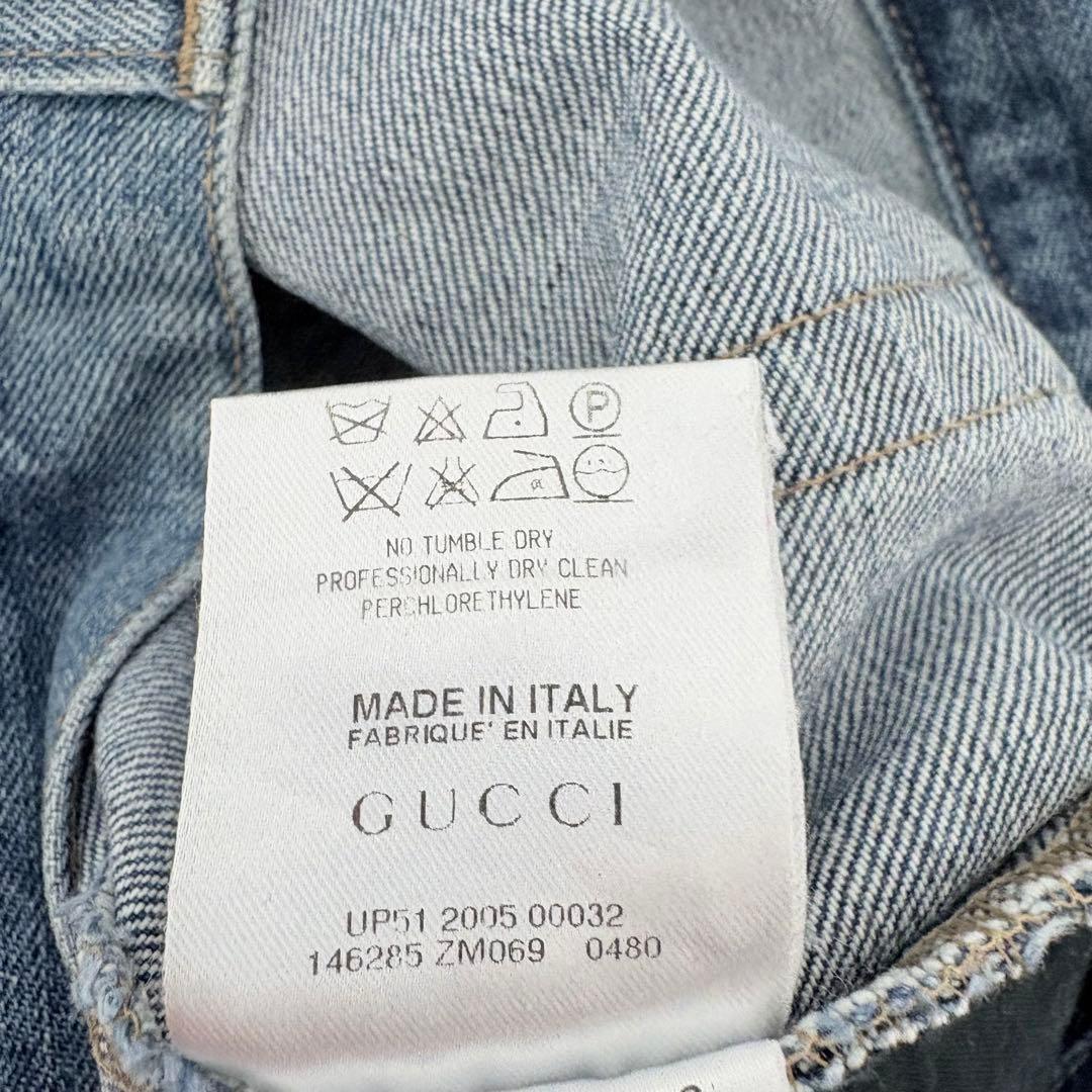 イタリア製✨希少　グッチ　GUCCI ストレートデニム　ロゴ刺繍　40サイズ