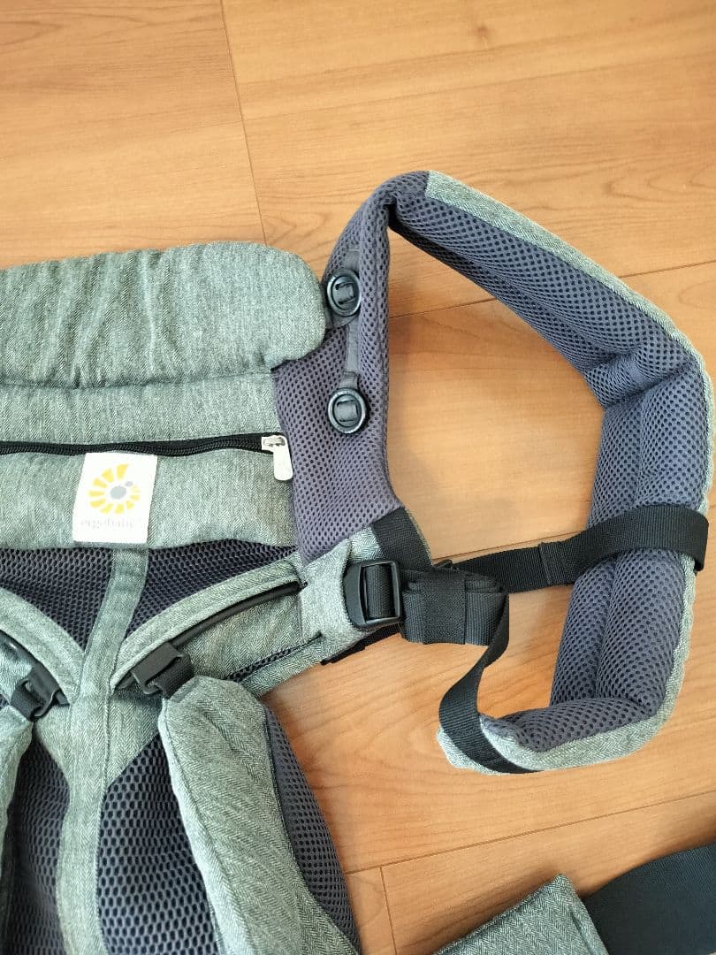 【美品】Ergobaby OMNI 360 エルゴベビー 抱っこひも グレー