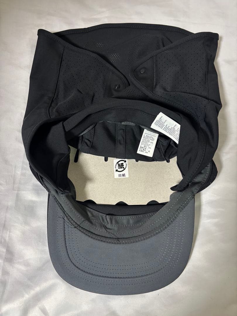 新品 NIKE ACG フライキャップ ケープ付き M/L 首ガード付き
