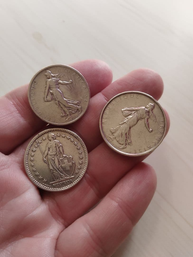 フランスとスイス銀貨