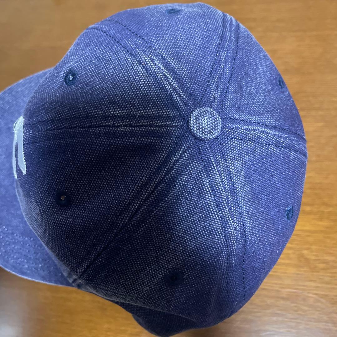 Supreme Pigment S Logo シュプリーム cap ステッカー
