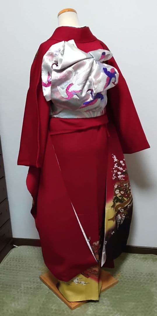 正絹　振袖　単品　赤系　和柄