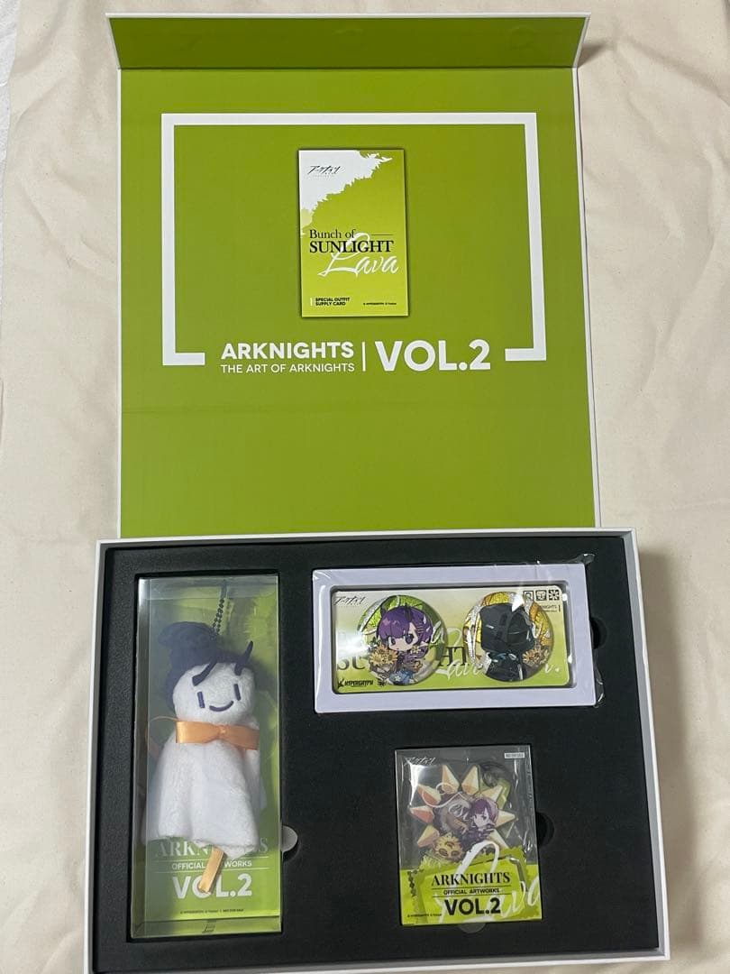 アークナイツ美術設定集　Vol.2