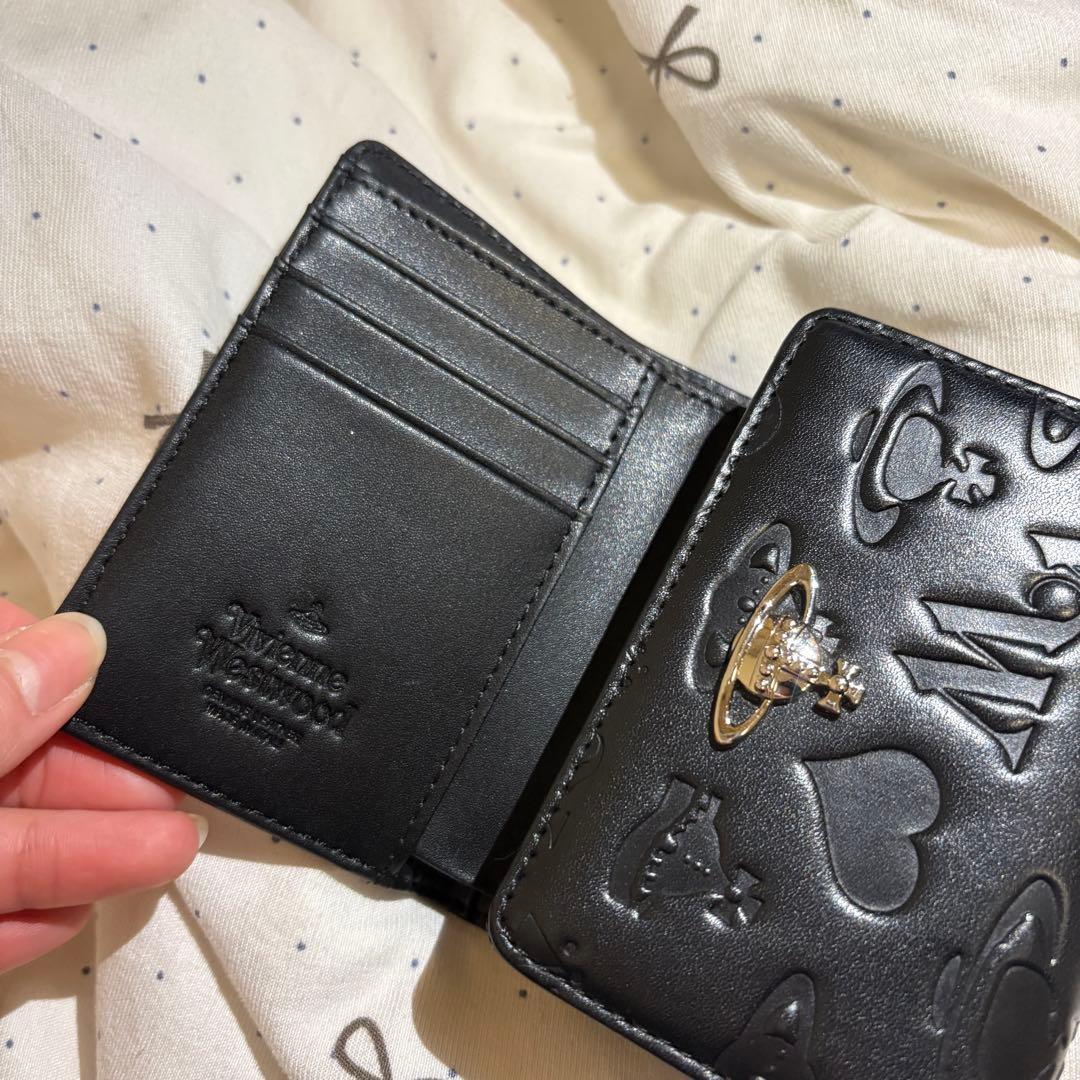 Vivienne Westwood 三つ折り財布 黒 オーブロゴ 美品 ♡