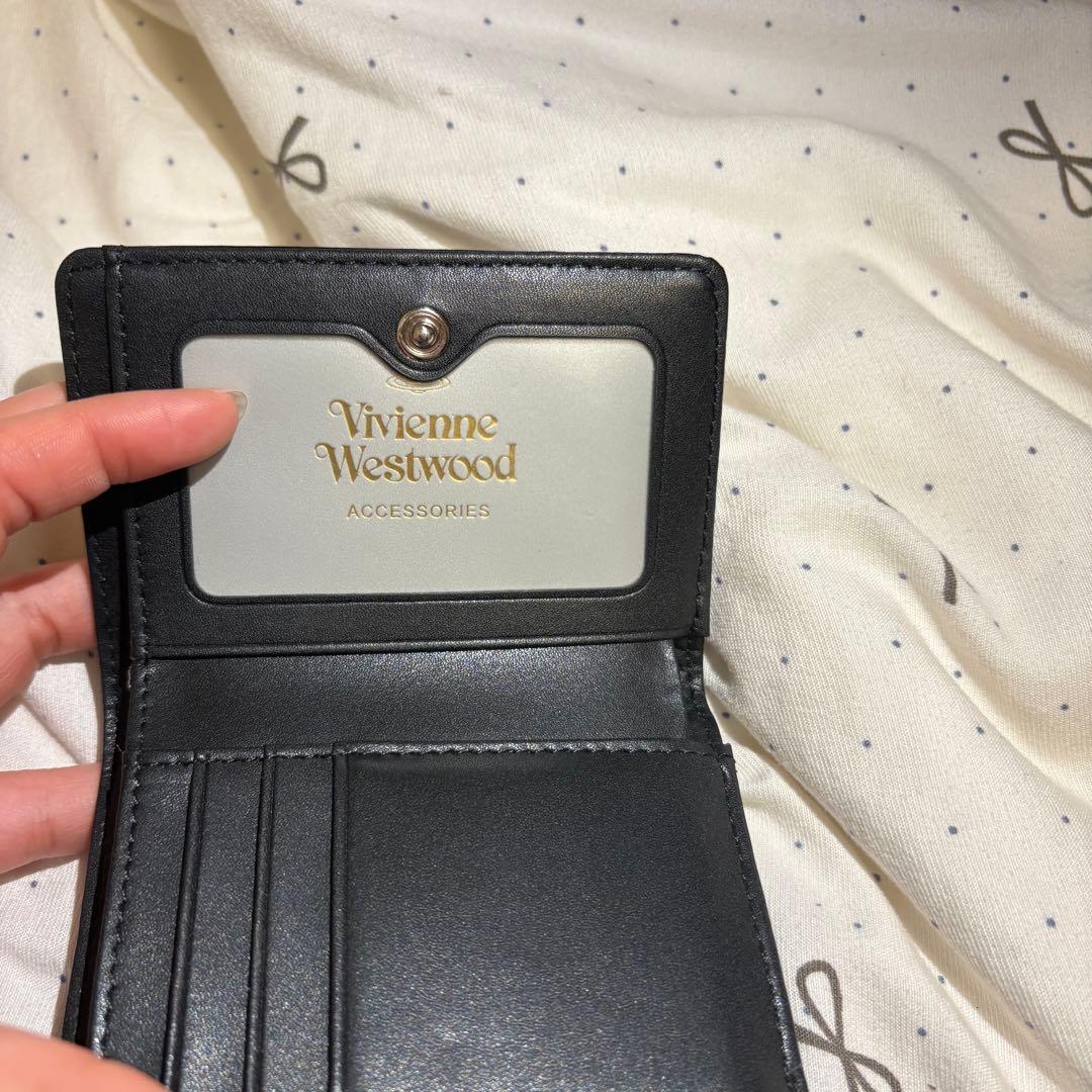 Vivienne Westwood 三つ折り財布 黒 オーブロゴ 美品 ♡