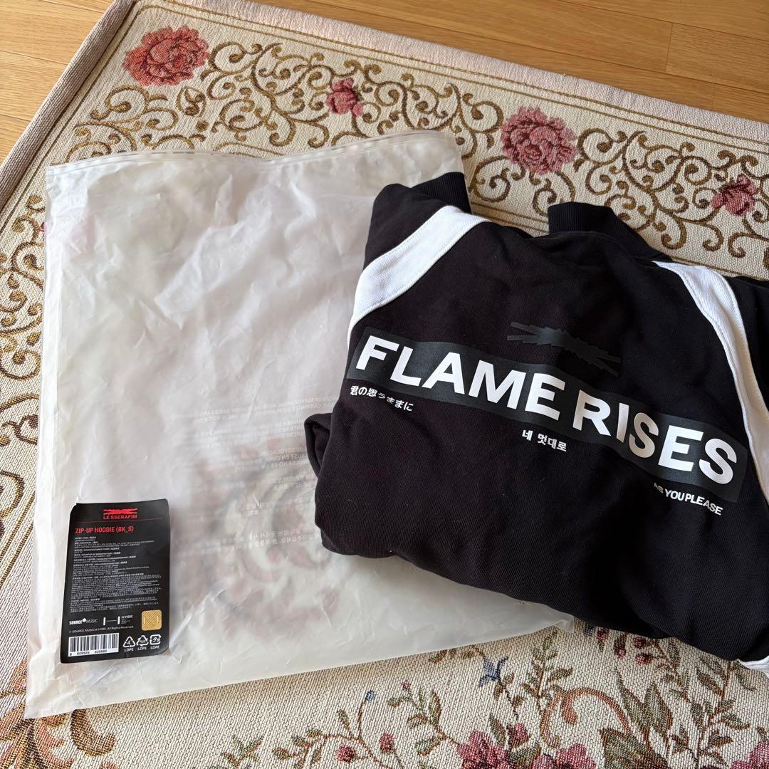 K-POP・アジア LE SSERAFIM FLAME RISES ZIP-UP HOODIE