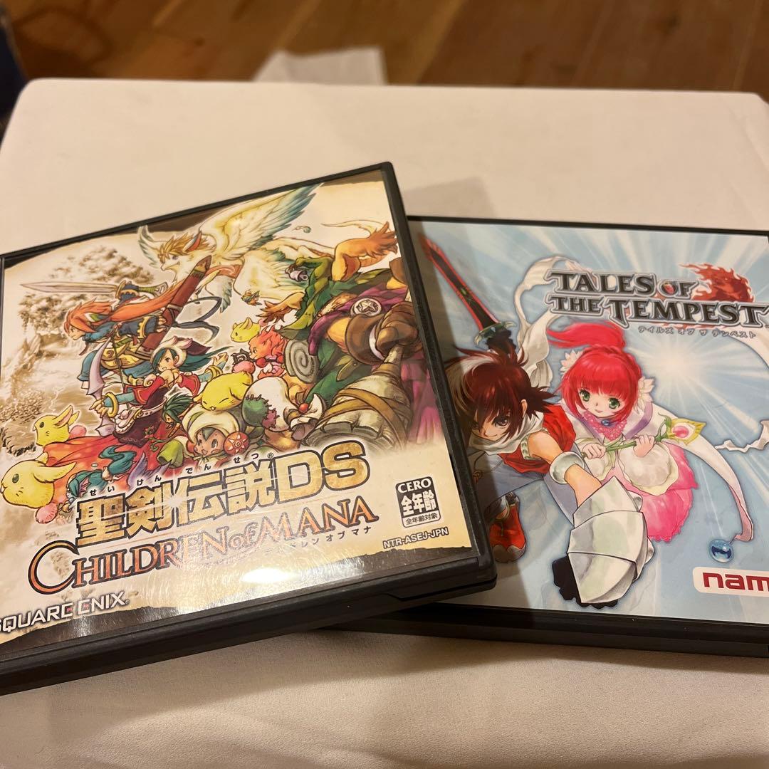 ニンテンドーDSi 本体とDS Lite本体　ソフト3本付