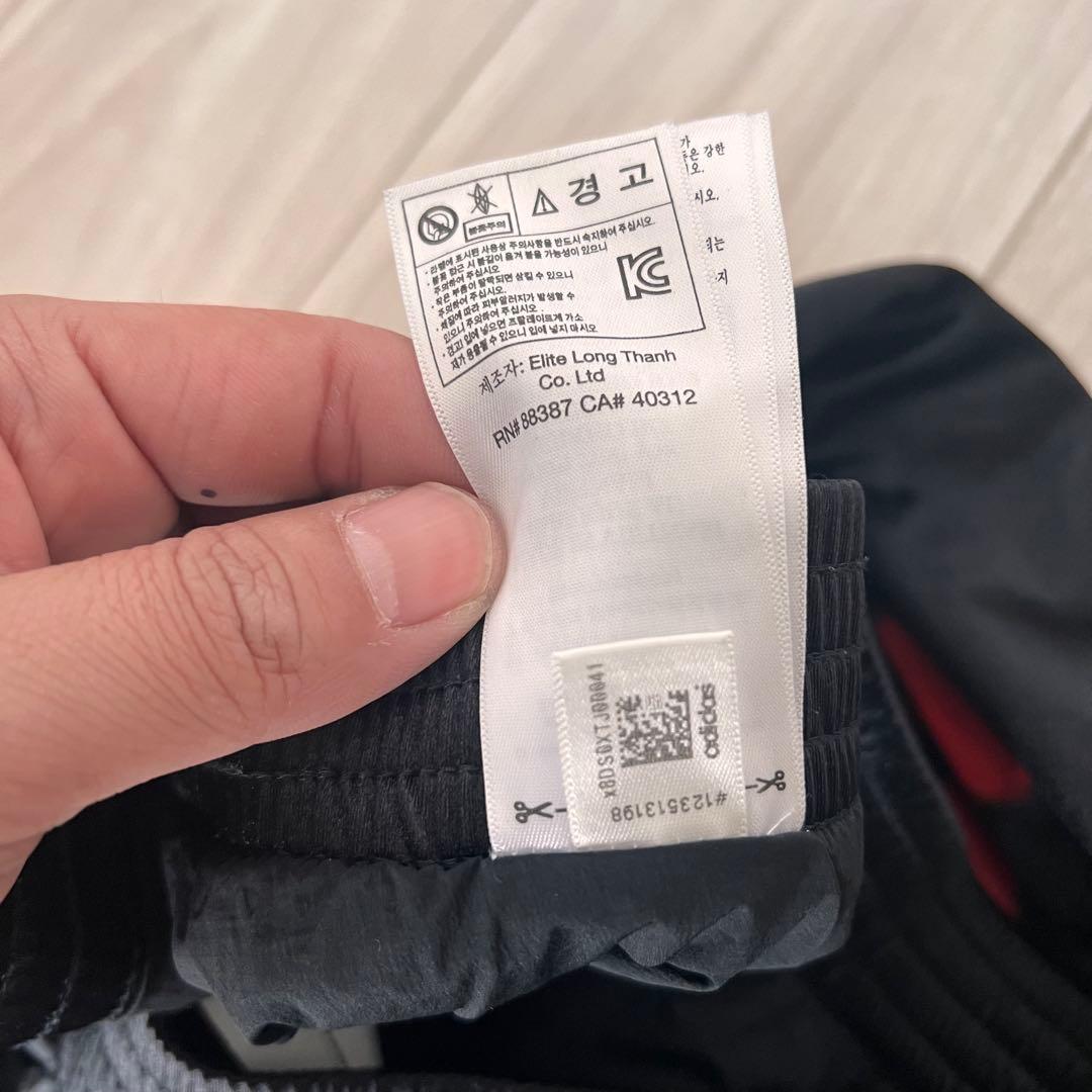 NAC anderwang adidas コラボ ロゴ入り ブラックパンツ