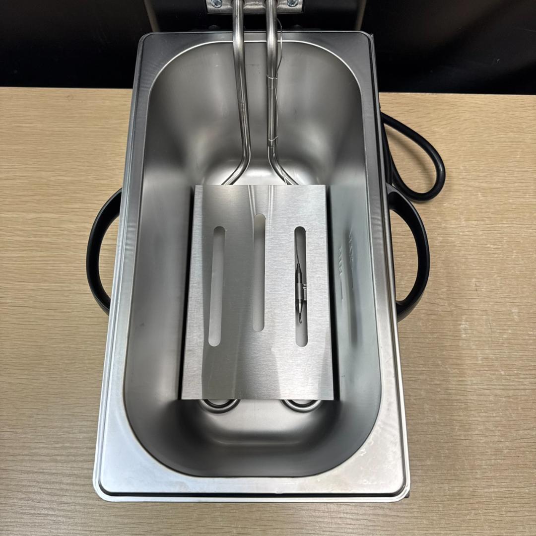 ★ステンレス製電気フライヤー　4L　タイマー付　60-200℃