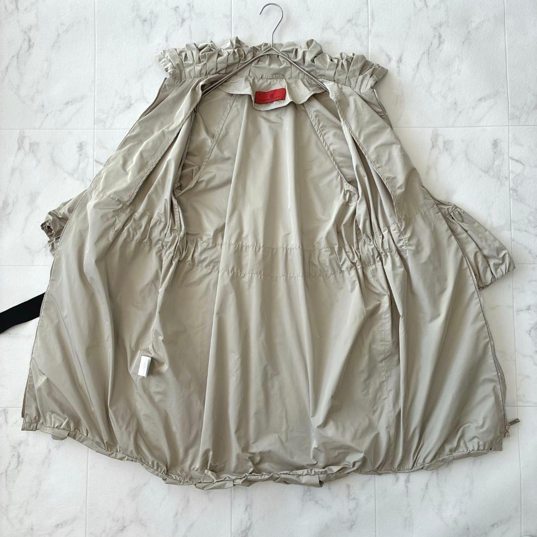 美品 CH CAROLINA HERRERA バルーンコート M相当 リボン