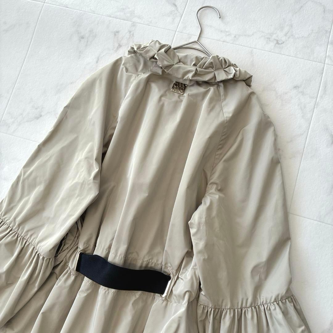 美品 CH CAROLINA HERRERA バルーンコート M相当 リボン