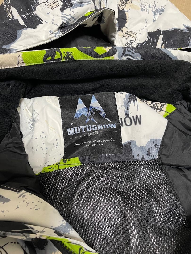 MUTU Lサイズ スノーボードウェア上下セット