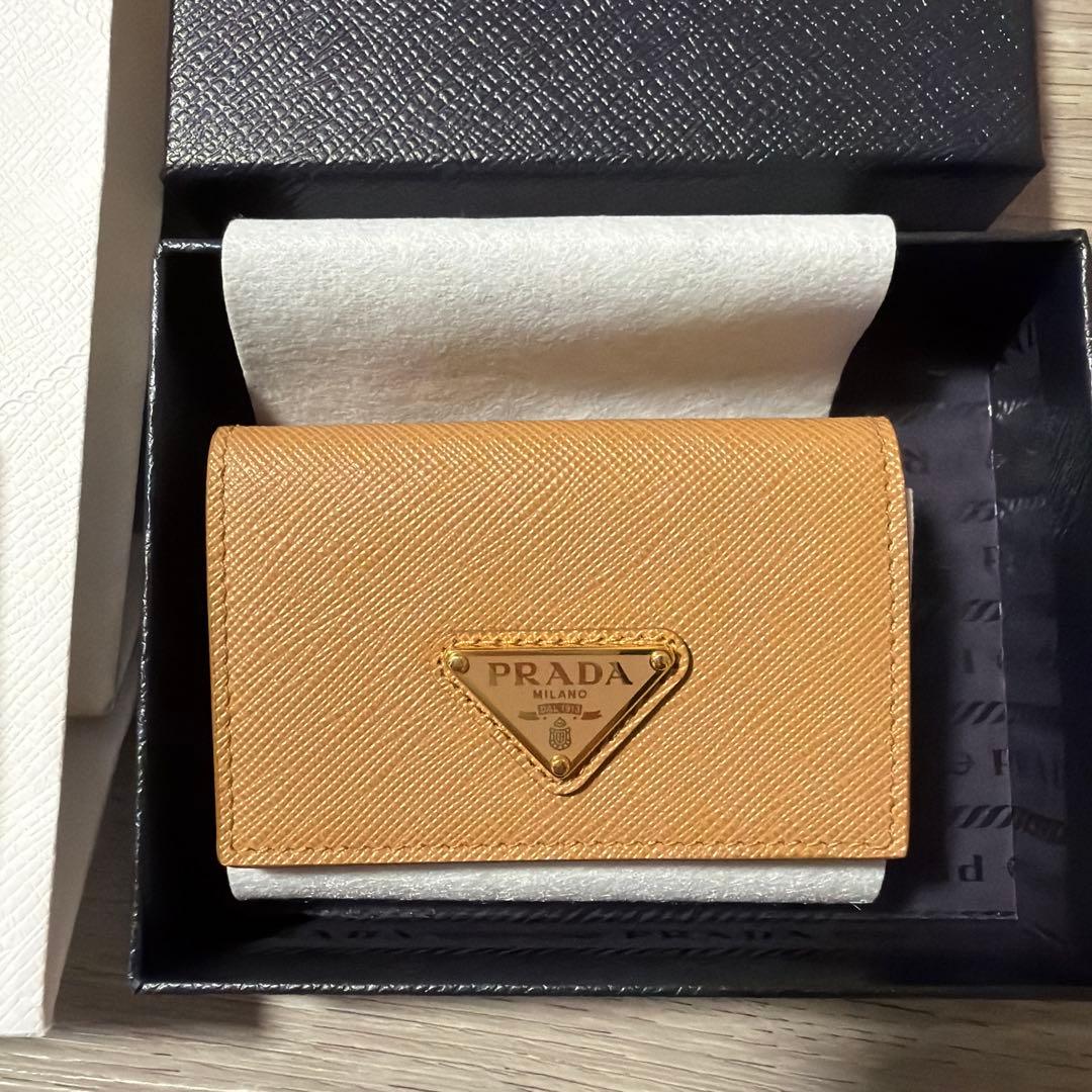 PRADA 財布 三つ折り