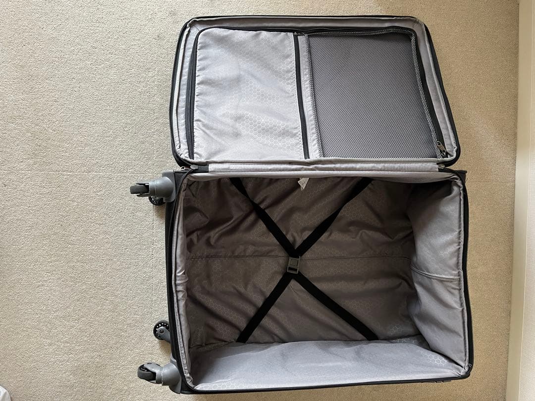 Samsonite ブラック キャリーケース