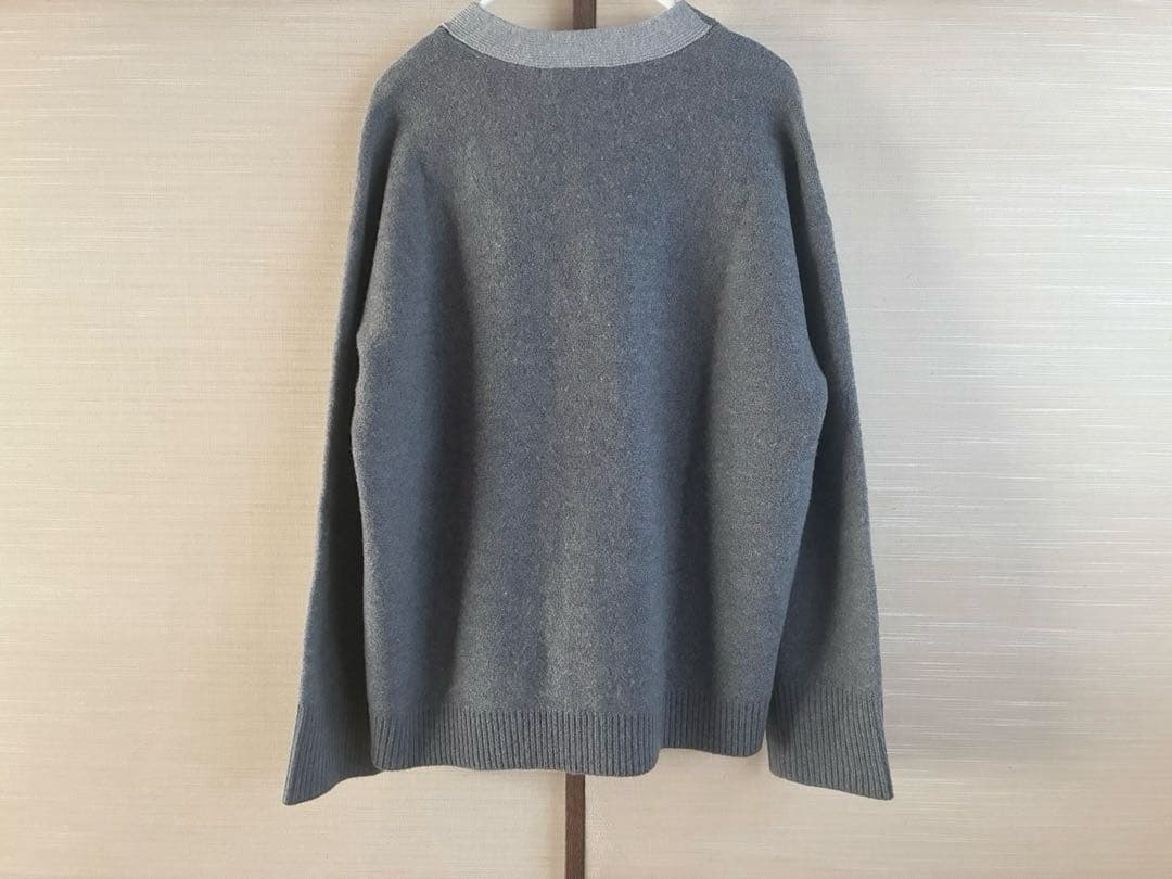 新品COSコスVネックカーディガンXSグレー