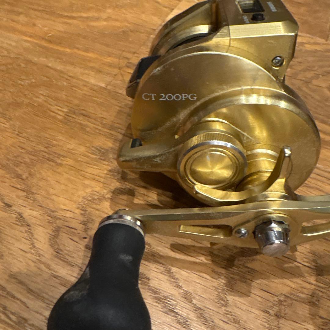 SHIMANO CT 200PG 両軸リール ゴールド