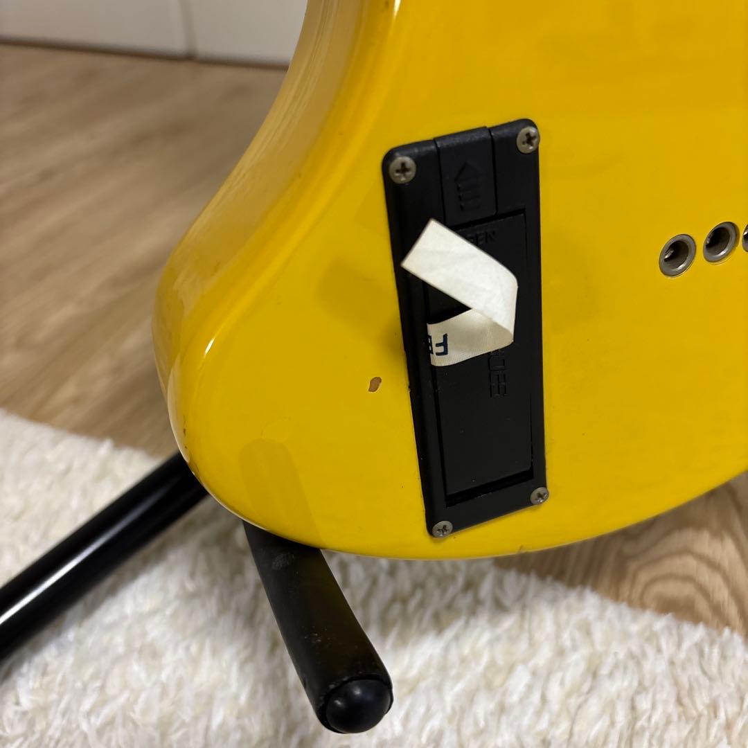 FERNANDES ZO-3 イエロー　完動品　弦高低く弾きやすいです　弦新品