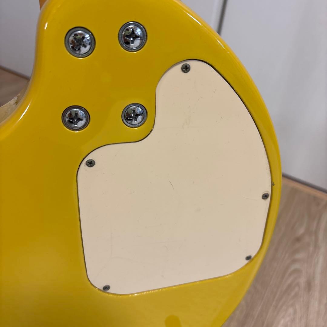 FERNANDES ZO-3 イエロー　完動品　弦高低く弾きやすいです　弦新品