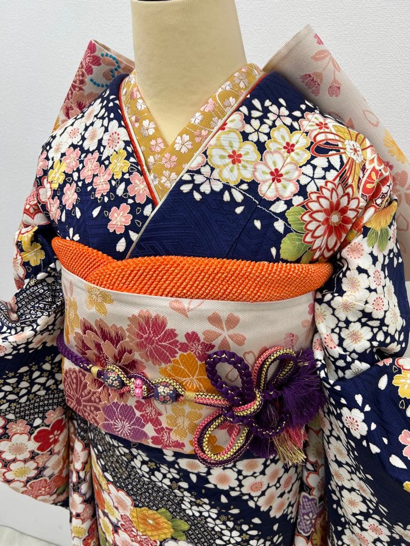 振り袖　フルセット　別誂長襦袢　金彩加工　刺繍入り　成人式　紺色　856