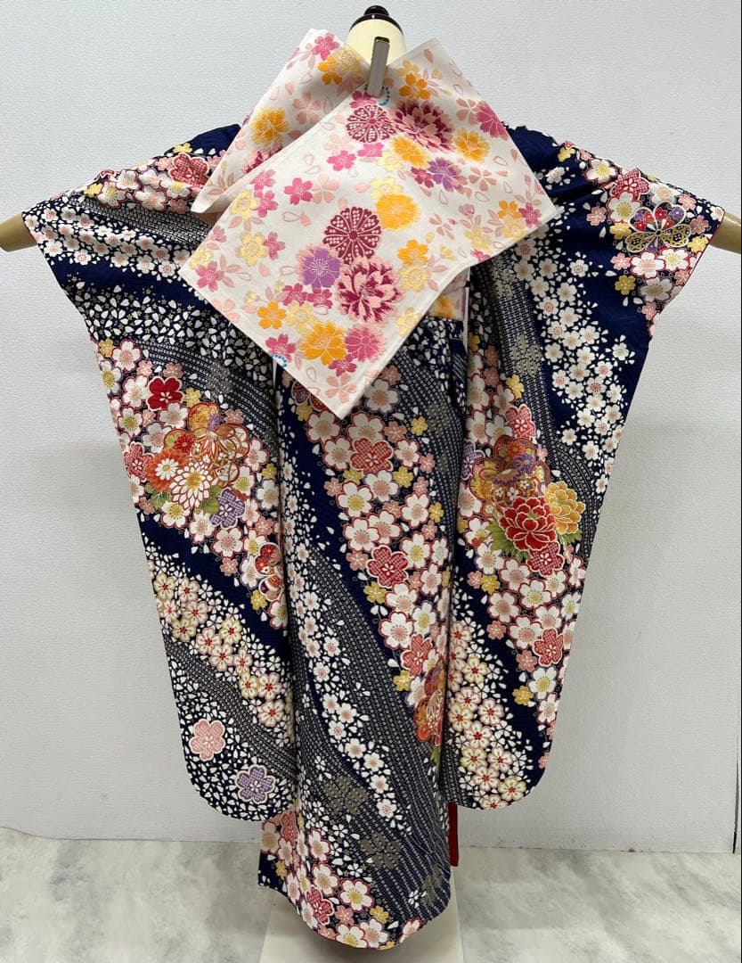 振り袖　フルセット　別誂長襦袢　金彩加工　刺繍入り　成人式　紺色　856