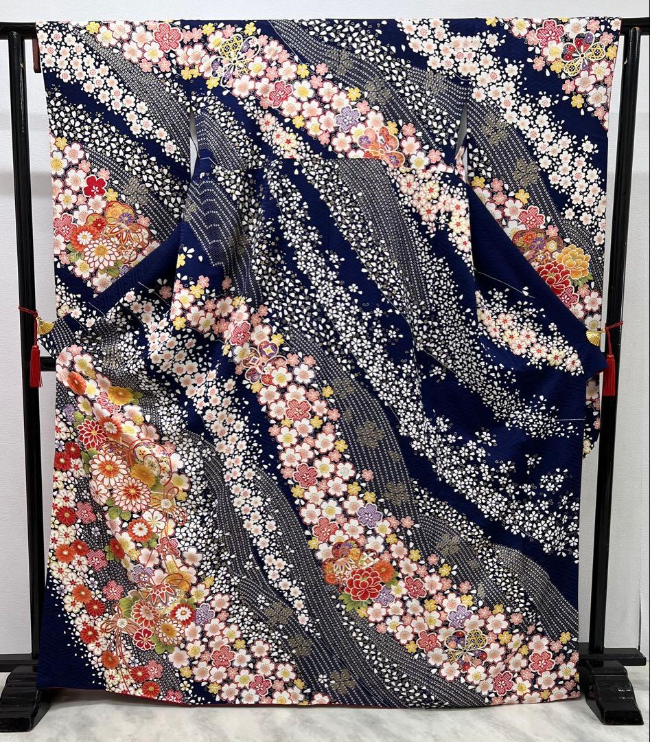振り袖　フルセット　別誂長襦袢　金彩加工　刺繍入り　成人式　紺色　856
