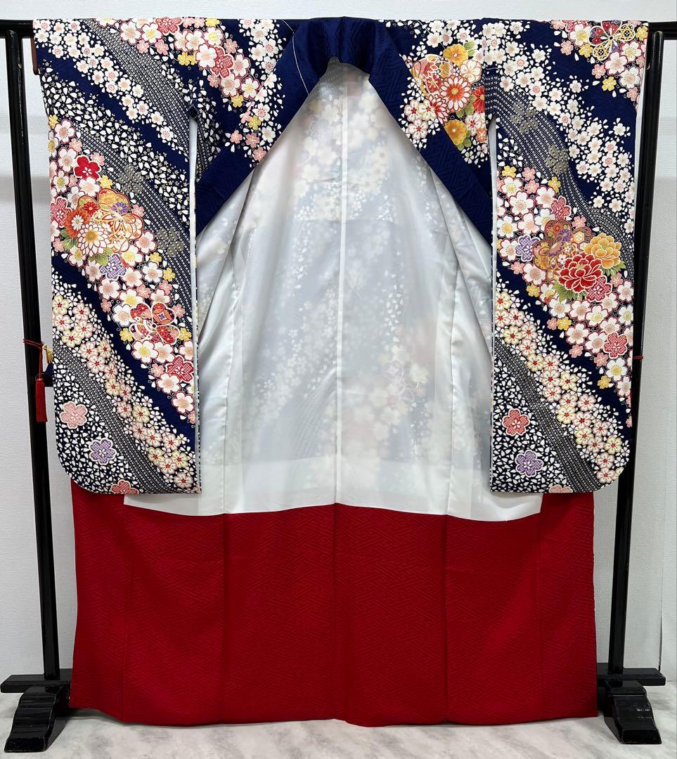 振り袖　フルセット　別誂長襦袢　金彩加工　刺繍入り　成人式　紺色　856