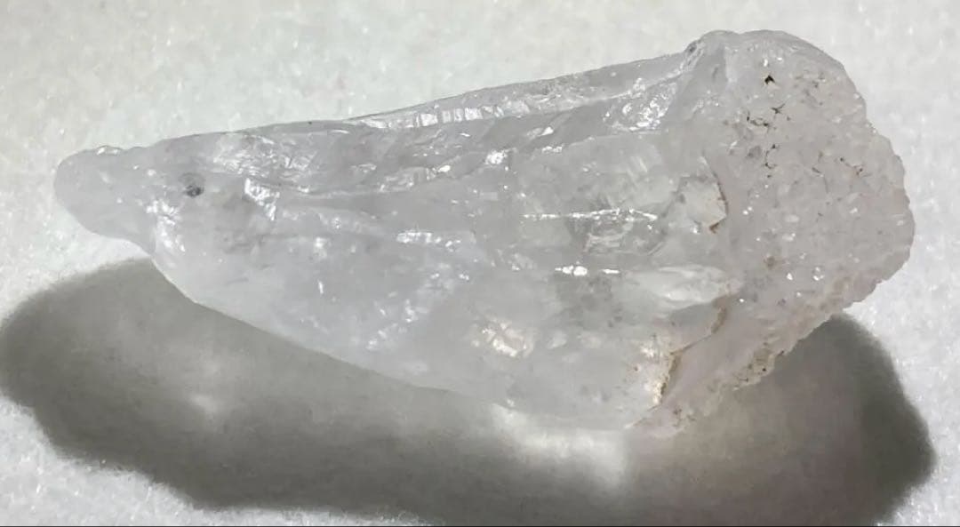 サチャロカクォーツ 水晶 9.7g 原石 ライトボディ