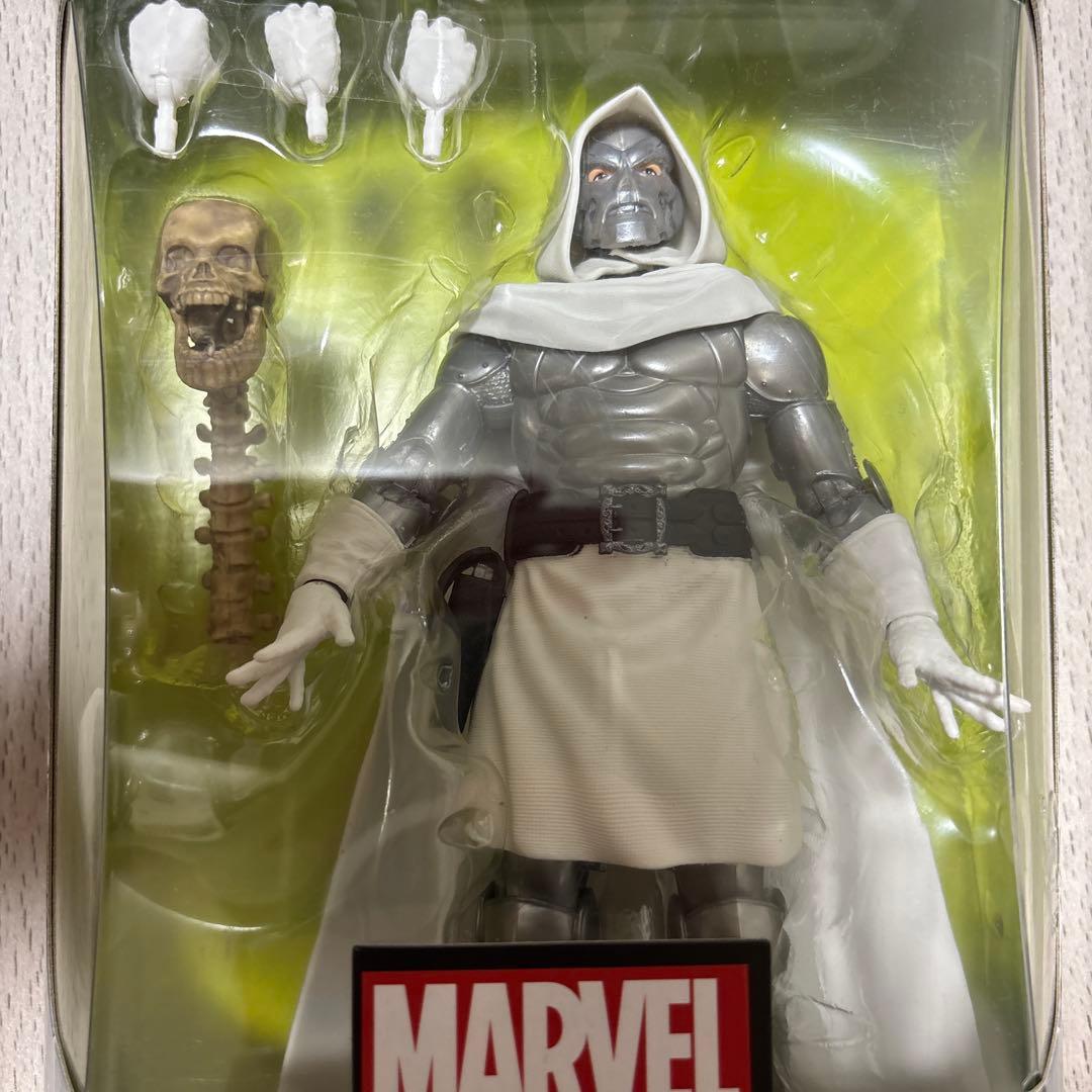 マーベルレジェンド　ドクター・ドゥーム　アベンジャーズ　ファンタスティックフォー