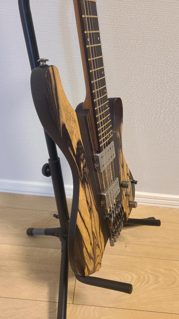 Ibanez Q52PE NTF ヘッドレス ギター