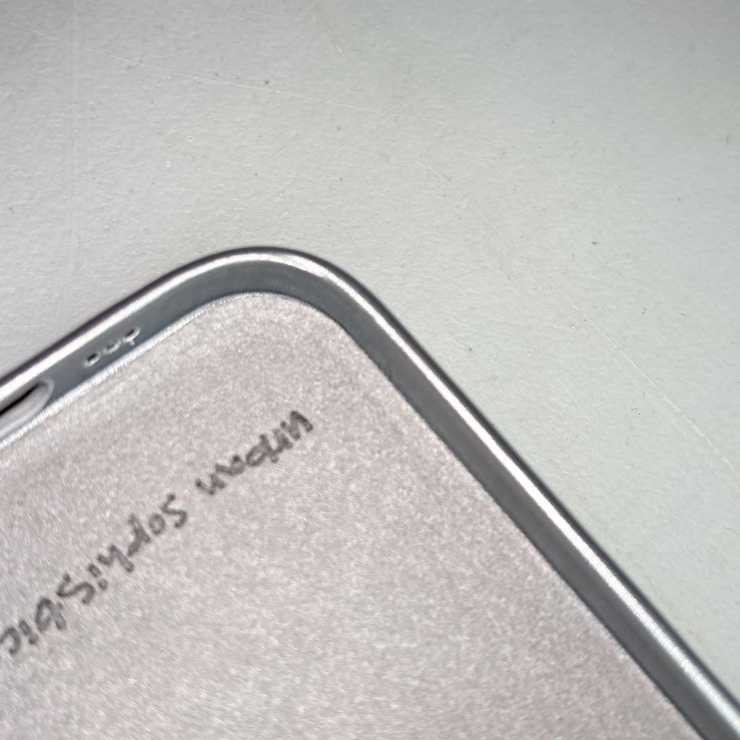 iPhoneアクセサリー Urban The Puffer Case chrome 16Pro