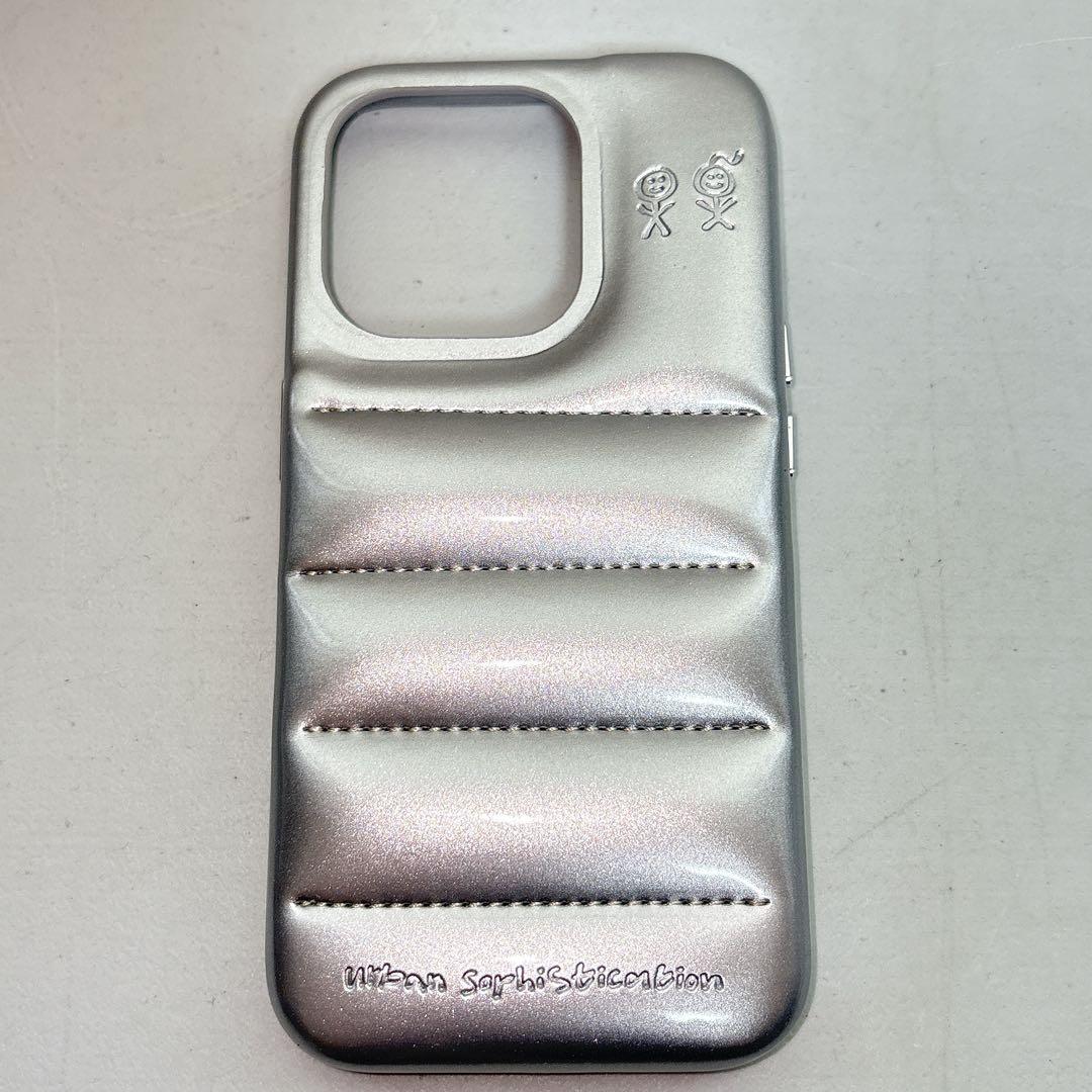 iPhoneアクセサリー Urban The Puffer Case chrome 16Pro