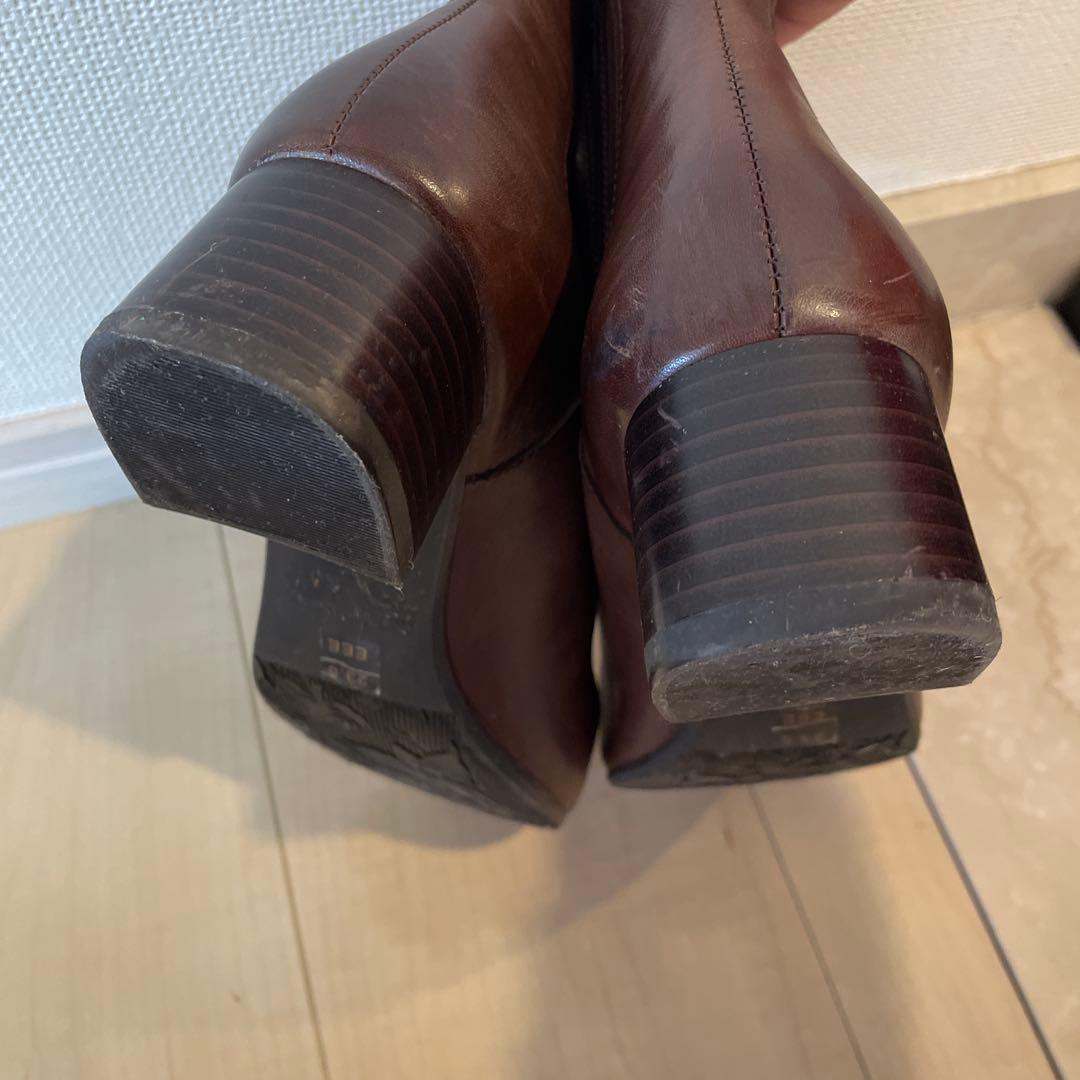 美品 本革ショートブーツ 23.5cm 幅広3E ダークブラウン　ベルフローリー